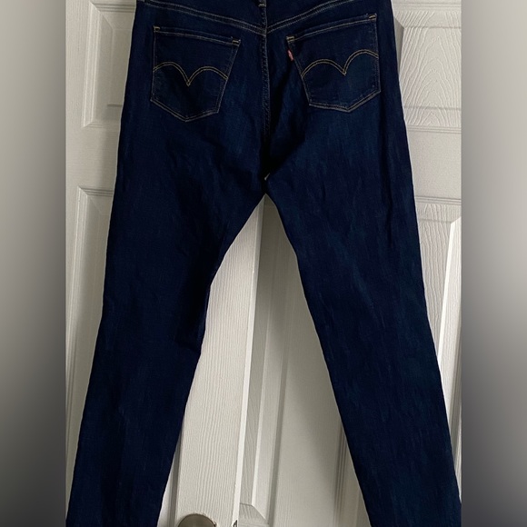 Levi’s 311 Shaping Skinny - Picture 3 of 4